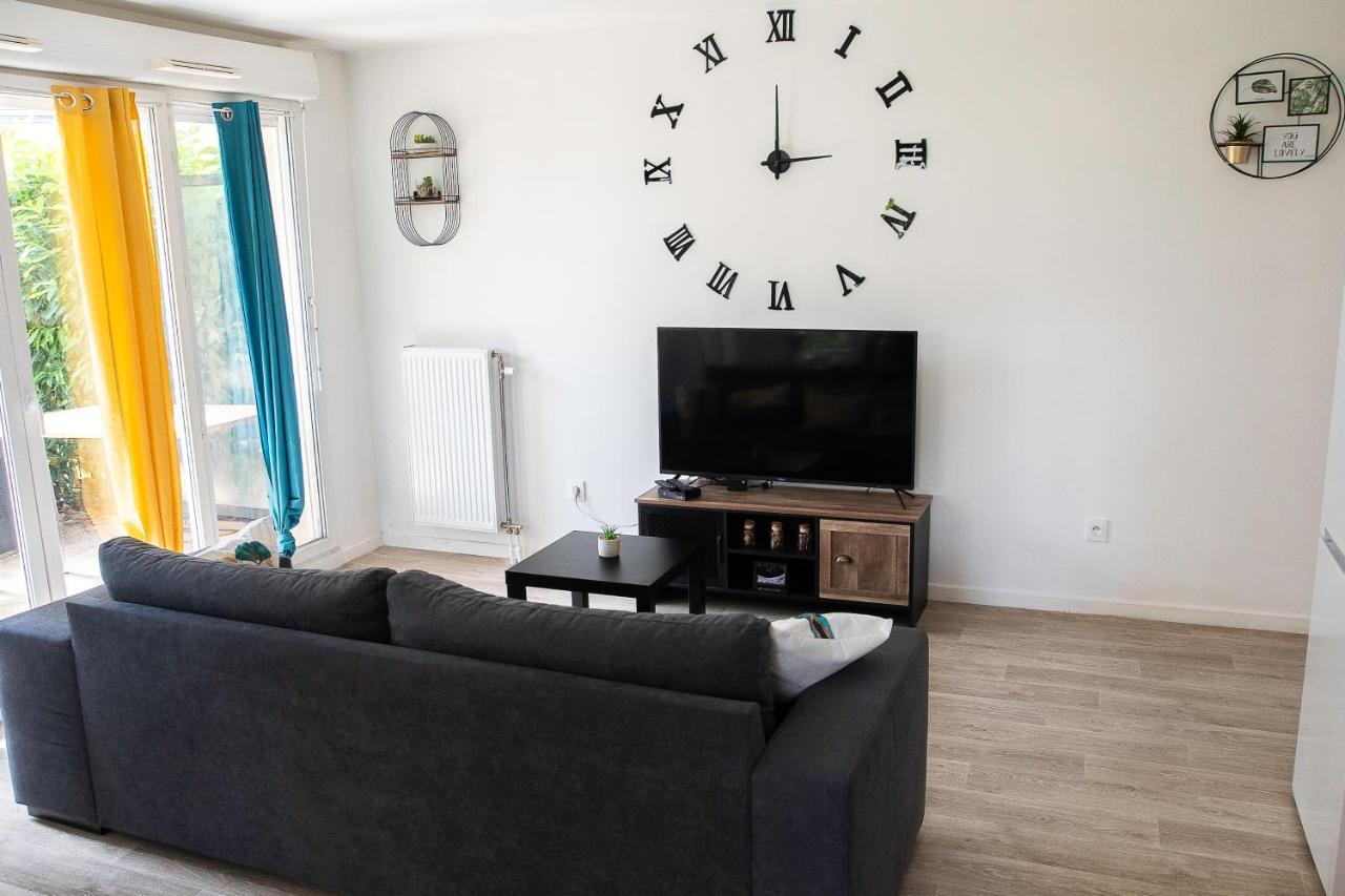 T3 Bord De Seine,Proche Centre Ville,Parking Prive Mantes-la-Jolie ภายนอก รูปภาพ